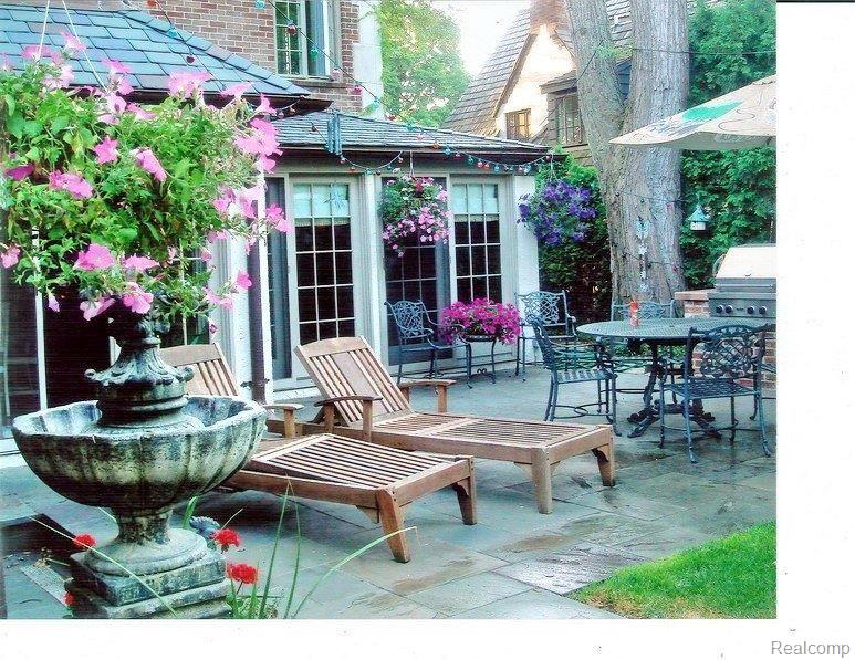 460 Linden Road Birmingham, MI 48009 - Photo 20 of 20 Bluestone Patio