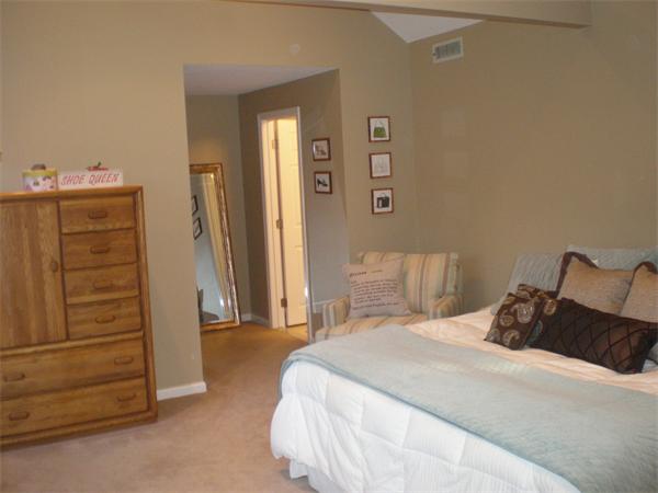 8 Fox Run, Unit 53 Middleton, MA 01949 - Photo 11 of 27 Gallery Image 11