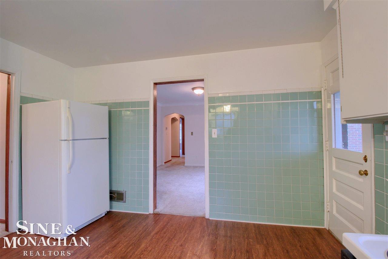 751 Harcourt Road Grosse Pointe, MI 48230 - Photo 10 of 27