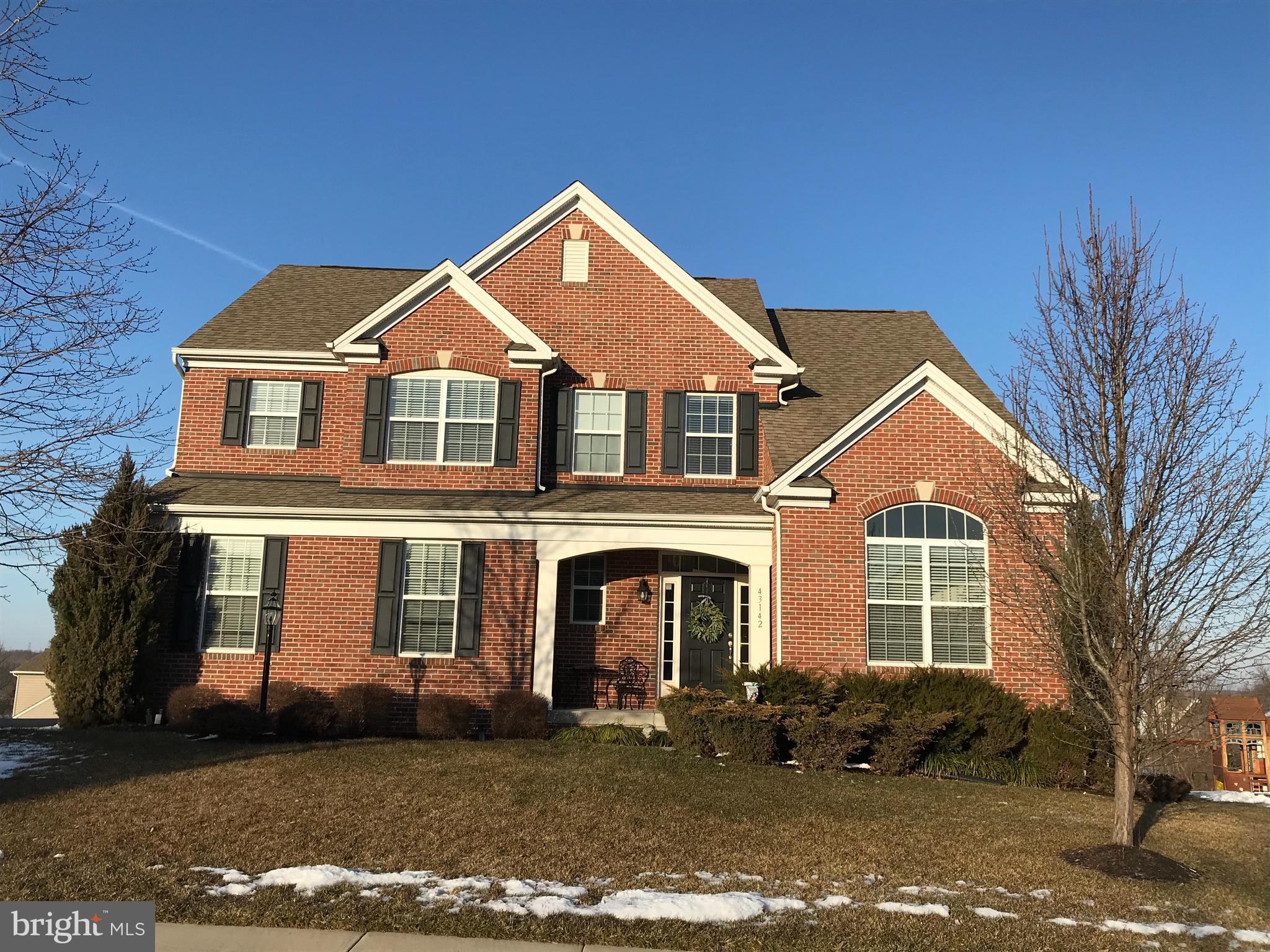 43142 Rocks Way Leesburg, VA 20176 - Photo 31 of 36 BRICK FRONT TRP FRT ELEVATION (HIGHER COST)
