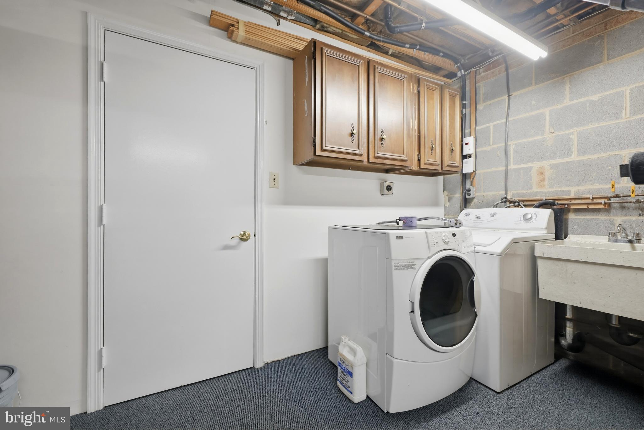 7211 Ashview Drive Springfield, VA 22153 - Photo 52 of 74 Laundry