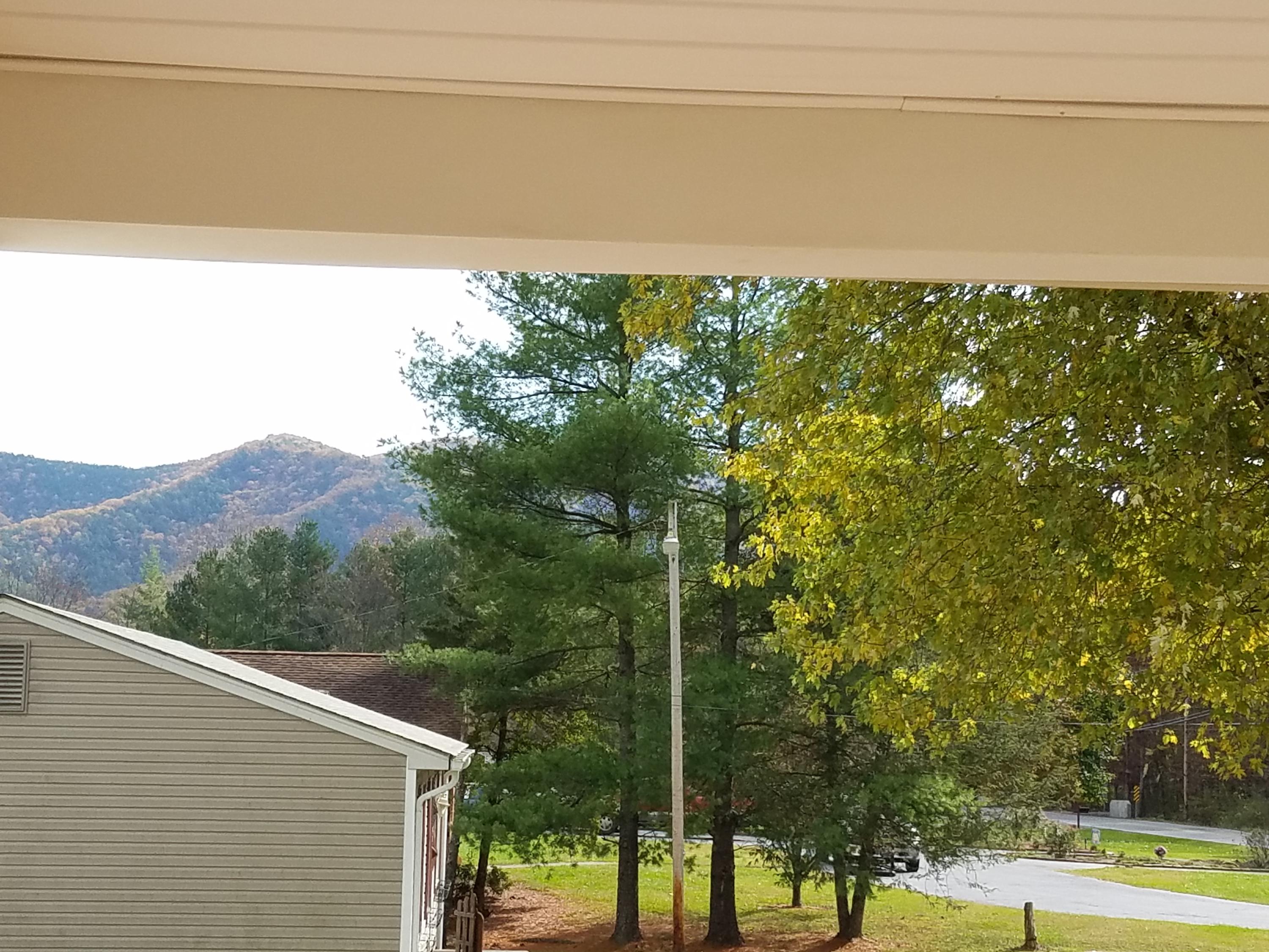 3265 Bradshaw Road Salem, VA 24153 - Photo 3 of 43 20171103_123517