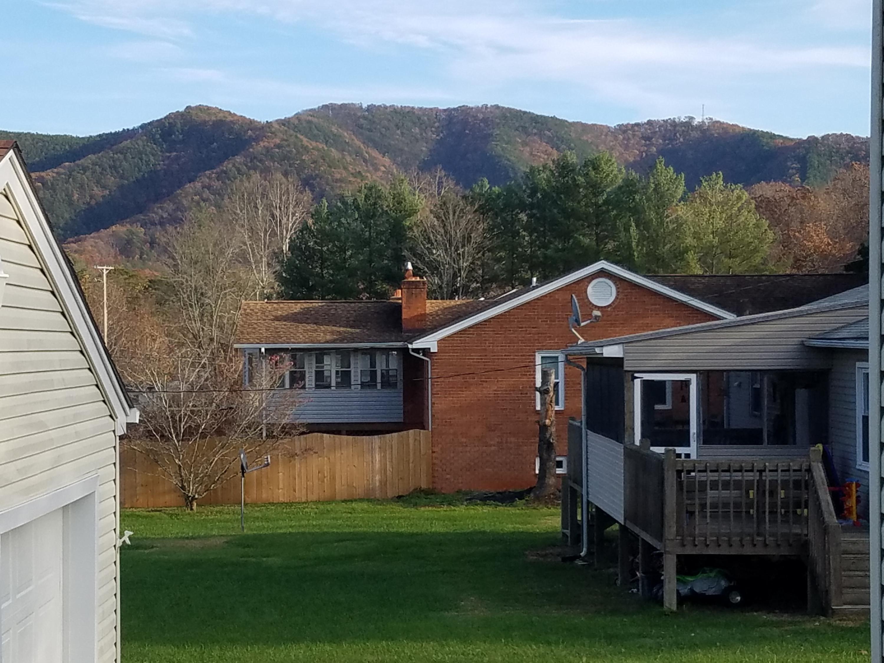 3265 Bradshaw Road Salem, VA 24153 - Photo 38 of 43 20171110_154249