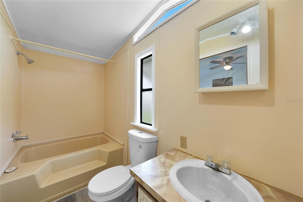 1298 Southeast Lake Road Arcadia, FL 34266 - Photo 20 of 35