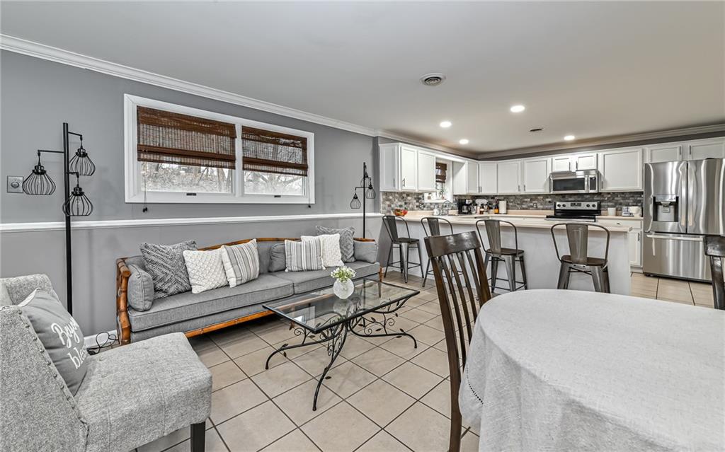 5236 Middle Road Gibsonia, PA 15044 - Photo 12 of 31 Gallery Image 12