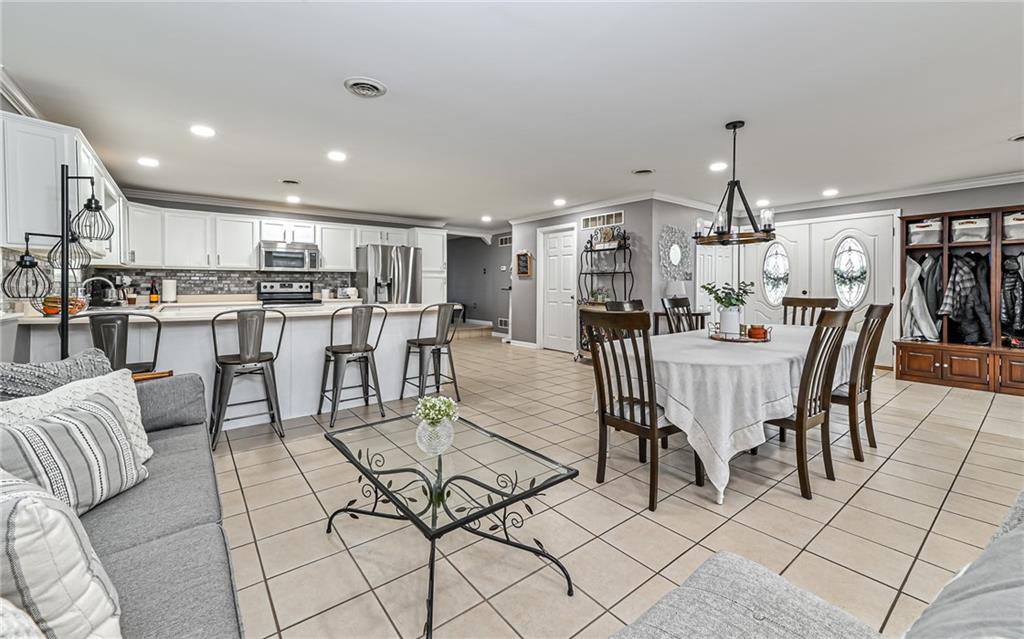 5236 Middle Road Gibsonia, PA 15044 - Photo 13 of 31 Gallery Image 13