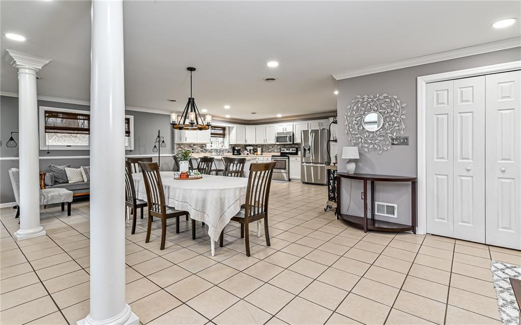 5236 Middle Road Gibsonia, PA 15044 - Photo 7 of 31 Gallery Image 7