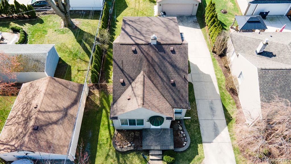 1849 Oxford Road Berkley, MI 48072 - Photo 14 of 53 Gallery Image 14