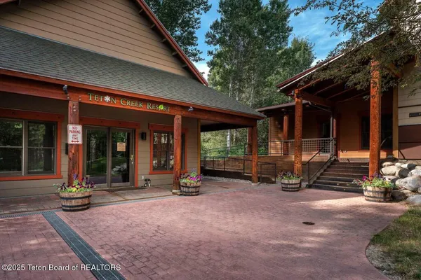 $529,000 | 2740 Shadowmoon Lane, Unit 423, Driggs, ID 83422