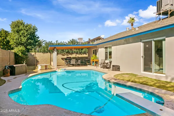 $5,250 | 2707 East Louise Drive, Phoenix, AZ 85032