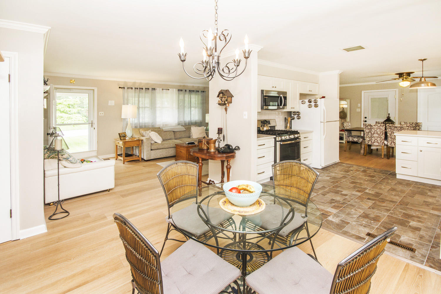 204 Debbie Road Knoxville, TN 37922 - Photo 3 of 29 IMG_0077