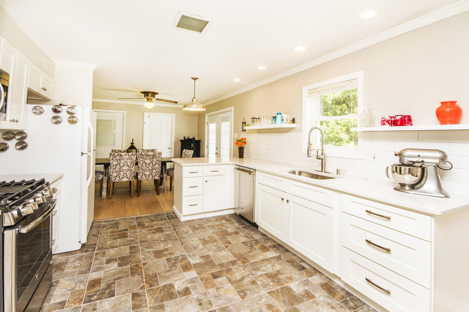 204 Debbie Road Knoxville, TN 37922 - Photo 6 of 29 IMG_0080