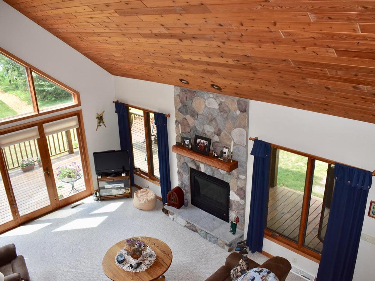 5641 West View Road Rhinelander, WI 54501 - Photo 10 of 57 Gallery Image 10