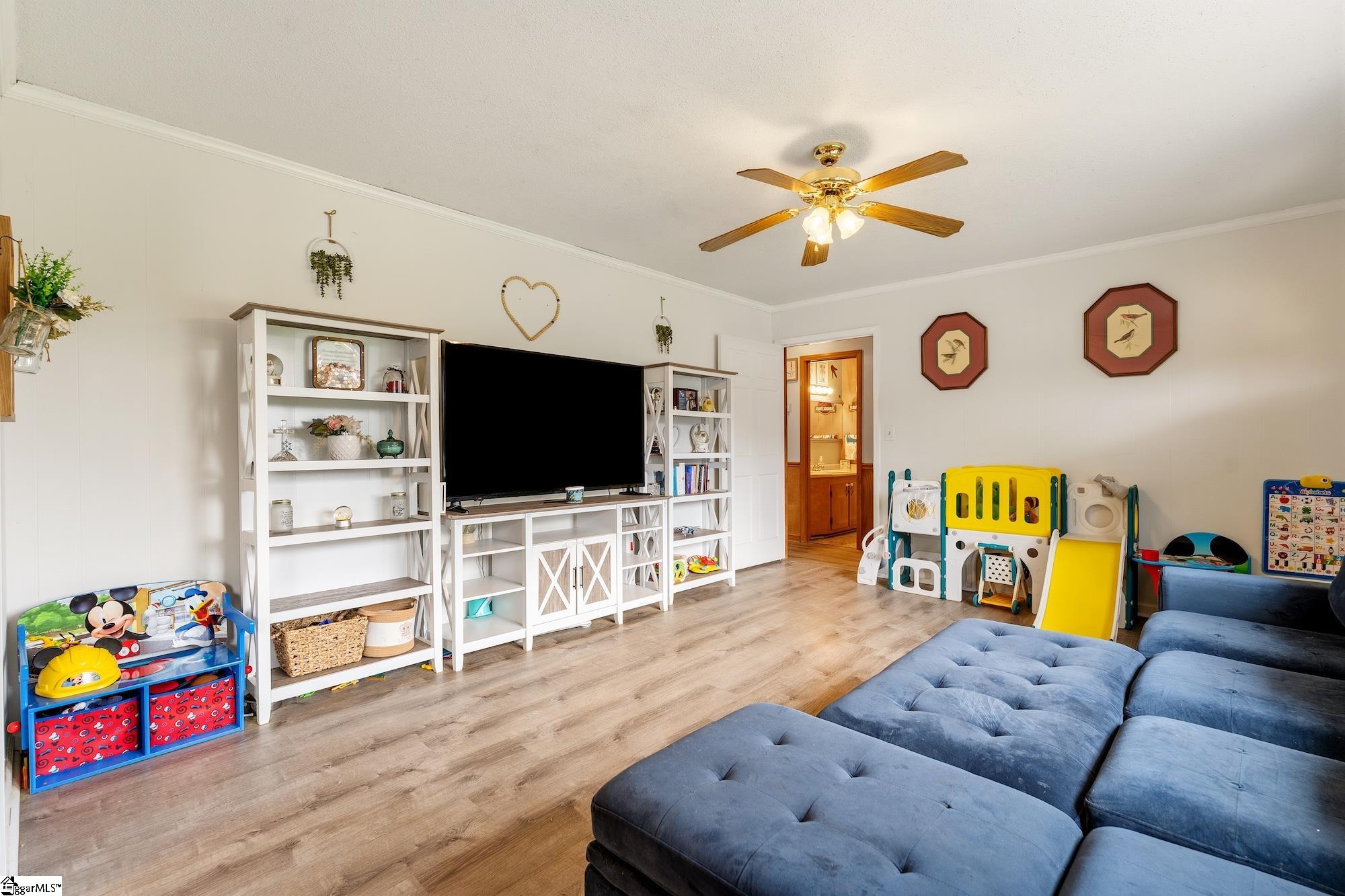 114 1st Street Central, SC 29630 - Photo 8 of 33