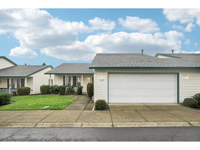 $359,000 | 7207 Northeast 43rd Way, Vancouver, WA 98662
