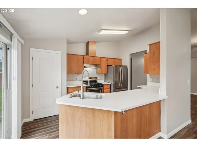 $359,000 | 7207 Northeast 43rd Way, Vancouver, WA 98662