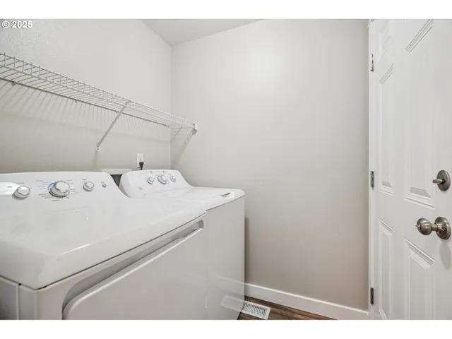 $359,000 | 7207 Northeast 43rd Way, Vancouver, WA 98662