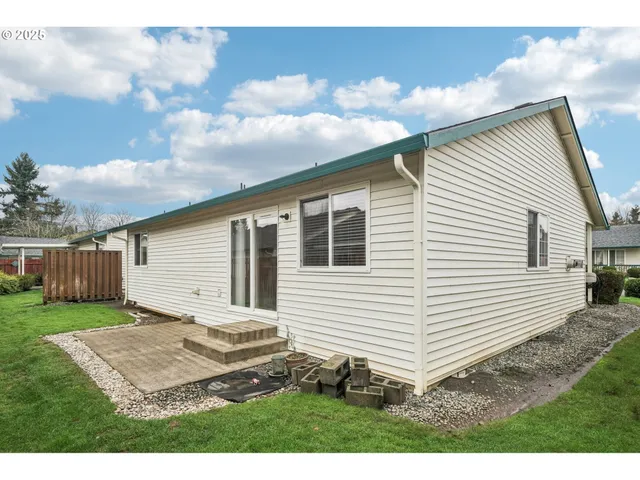 $359,000 | 7207 Northeast 43rd Way, Vancouver, WA 98662