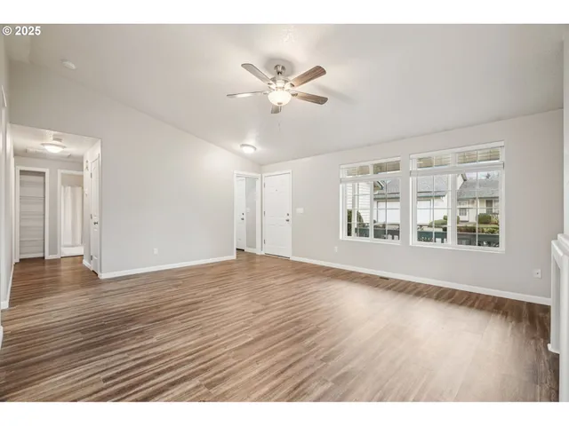 $359,000 | 7207 Northeast 43rd Way, Vancouver, WA 98662