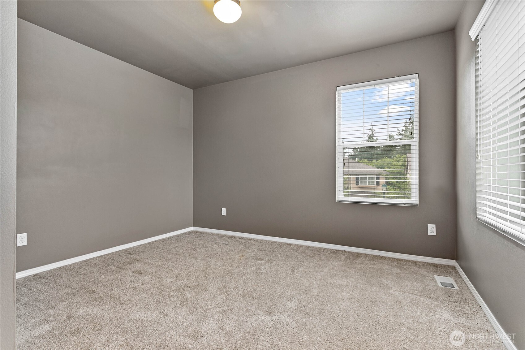 5495 Razor Peak Drive Mount Vernon, WA 98273 - Photo 26 of 40