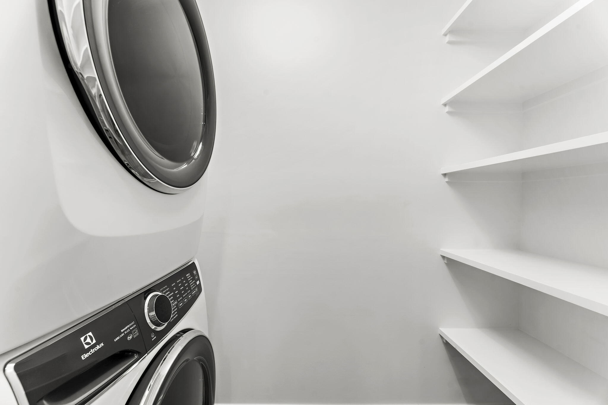 1481 Center Street, Unit 703 Mount Pleasant, SC 29464 - Photo 16 of 33 15-web-or-mls-DSC04446