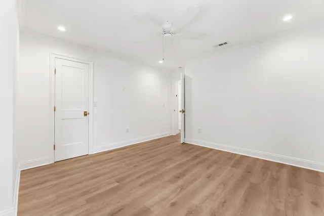 $2,000 | 1481 Center Street, Unit 703, Mount Pleasant, SC 29464