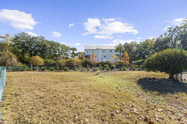 $2,000 | 1481 Center Street, Unit 703, Mount Pleasant, SC 29464