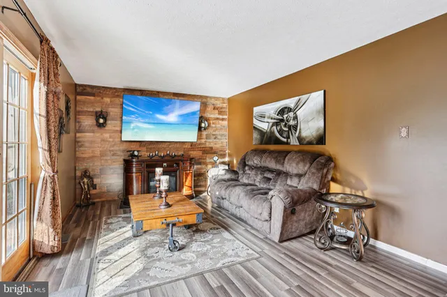 $425,999 | 1309 Galloway Court, Williamstown, NJ 08094