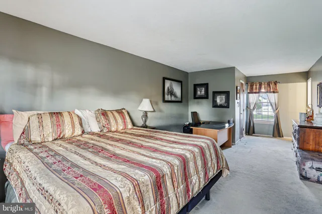 $425,999 | 1309 Galloway Court, Williamstown, NJ 08094