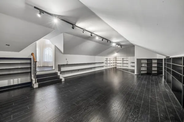 $2,925,000 | 11602 Versailles Lakes Lane, Houston, TX 77082