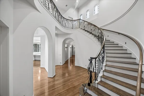 $2,925,000 | 11602 Versailles Lakes Lane, Houston, TX 77082