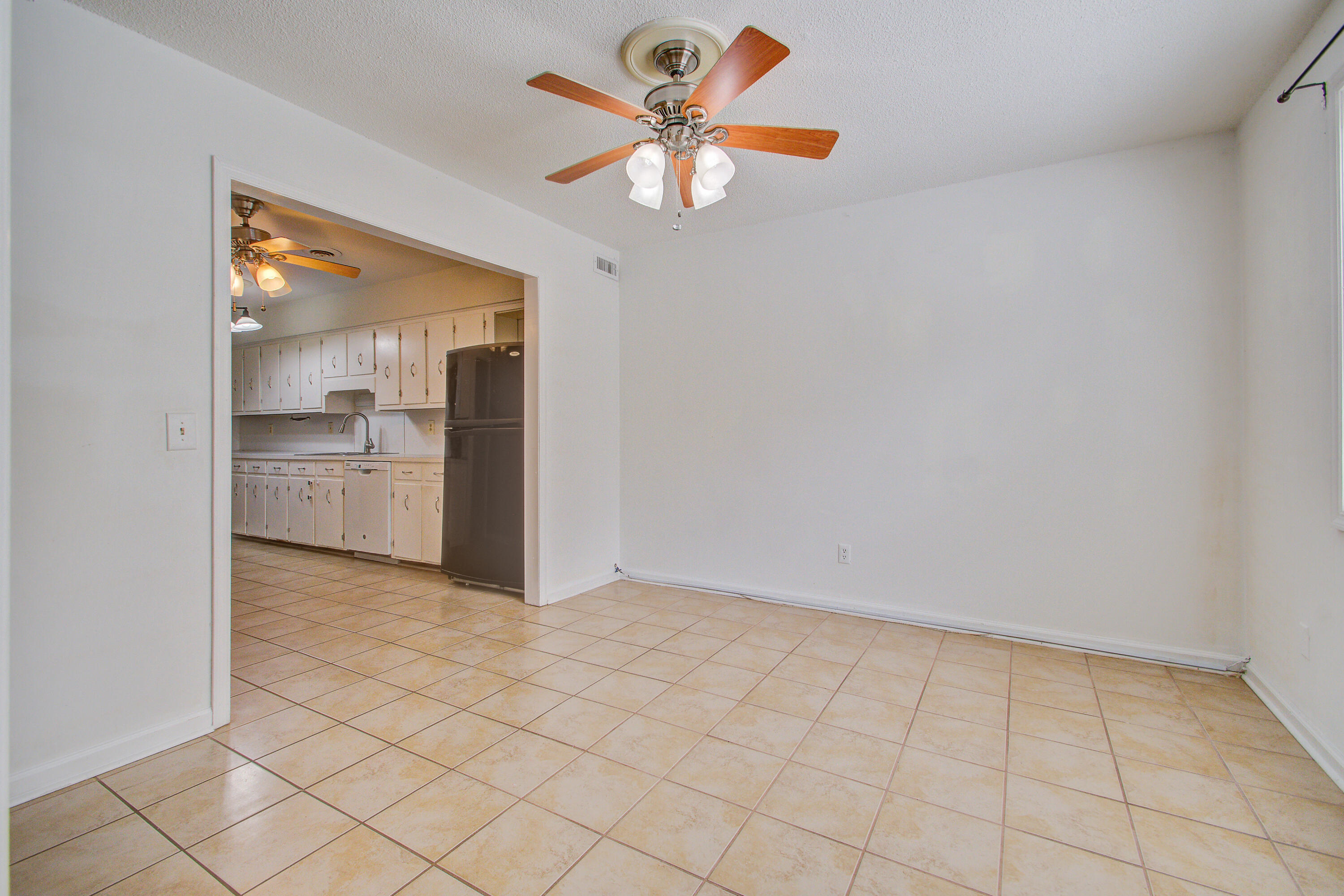 47 Rivers Point Row, Unit 3 Charleston, SC 29412 - Photo 7 of 31 47 (6)