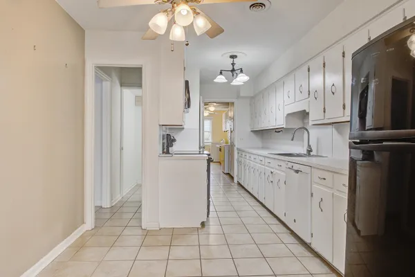 $2,495 | 47 Rivers Point Row, Unit 3, Charleston, SC 29412
