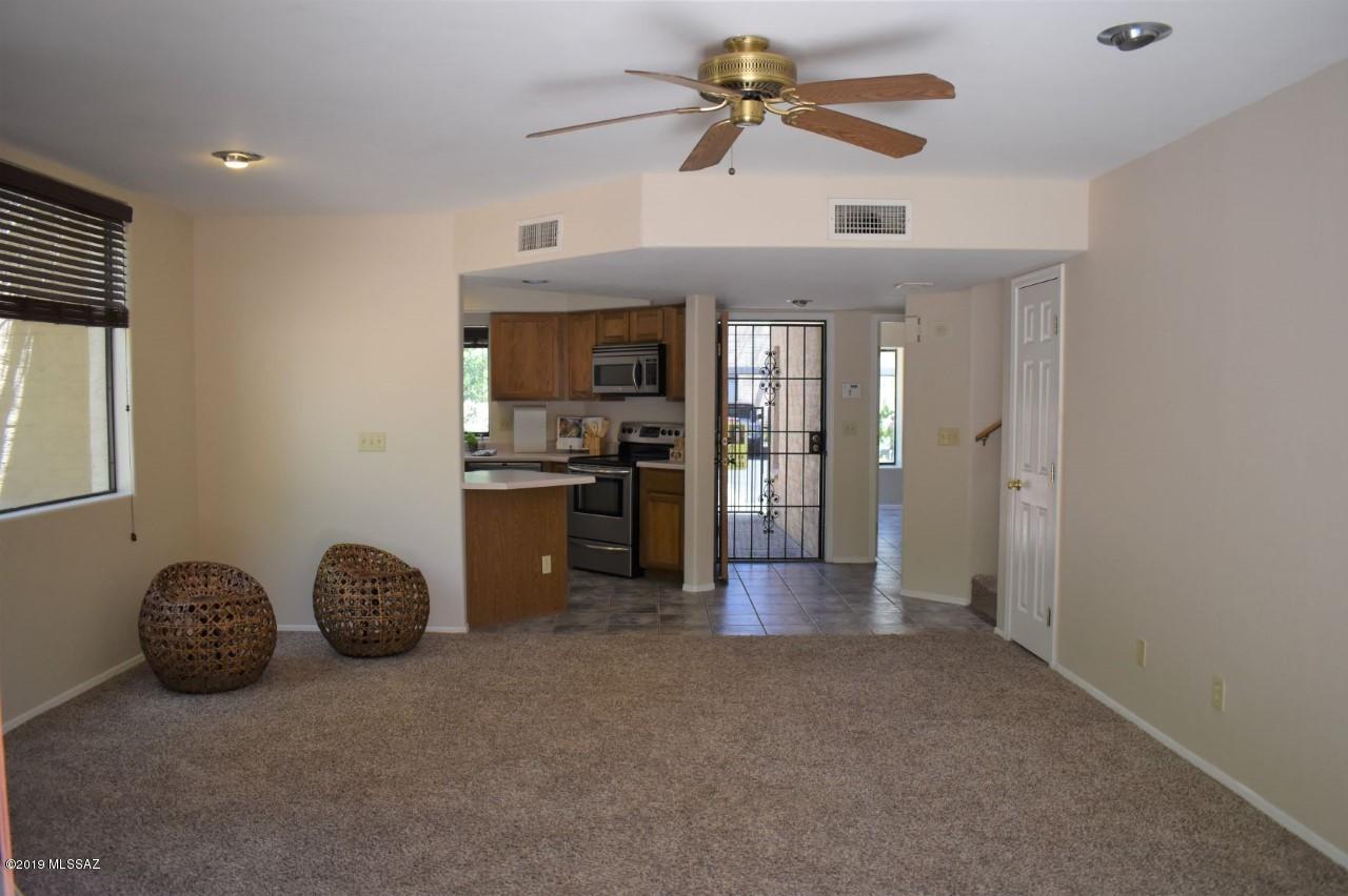 2929 East Sierra Vista Road Tucson, AZ 85716 - Photo 4 of 19
