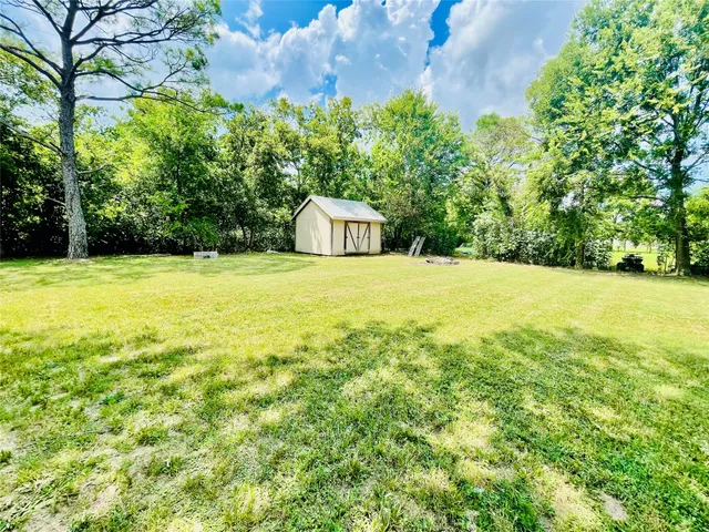 a view of an outdoor space and a yard