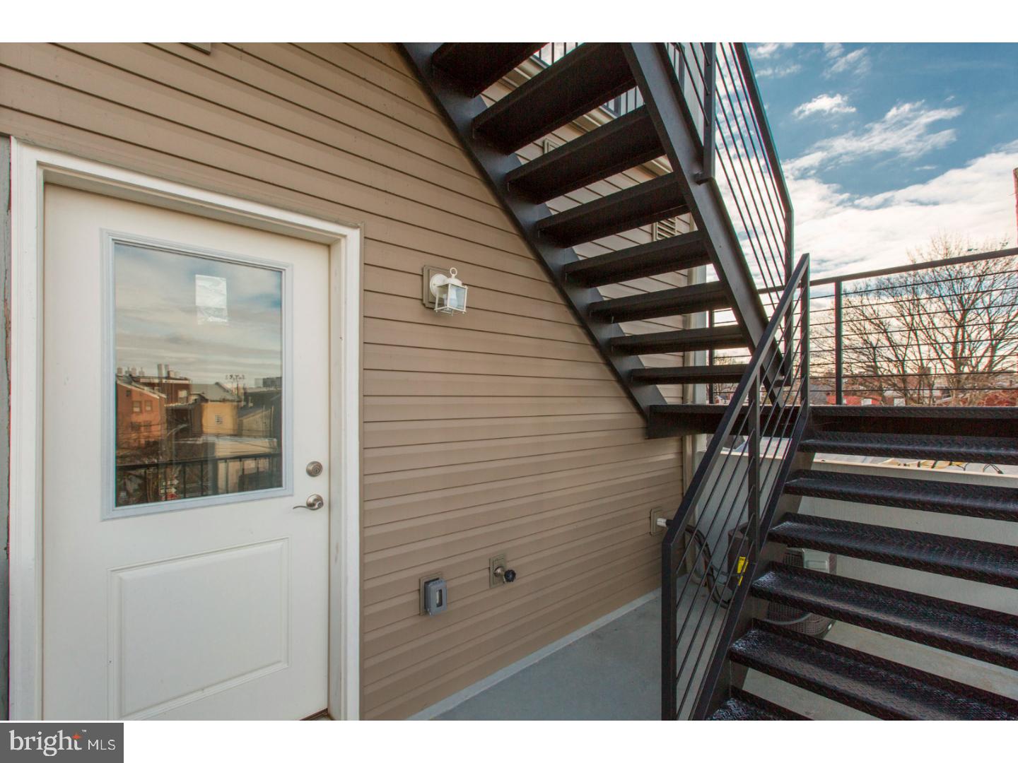 1848 Tulip Street Philadelphia, PA 19125 - Photo 22 of 25 Deck