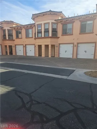 $425,000 | 6 Via Vasari, Unit 104, Henderson, NV 89011