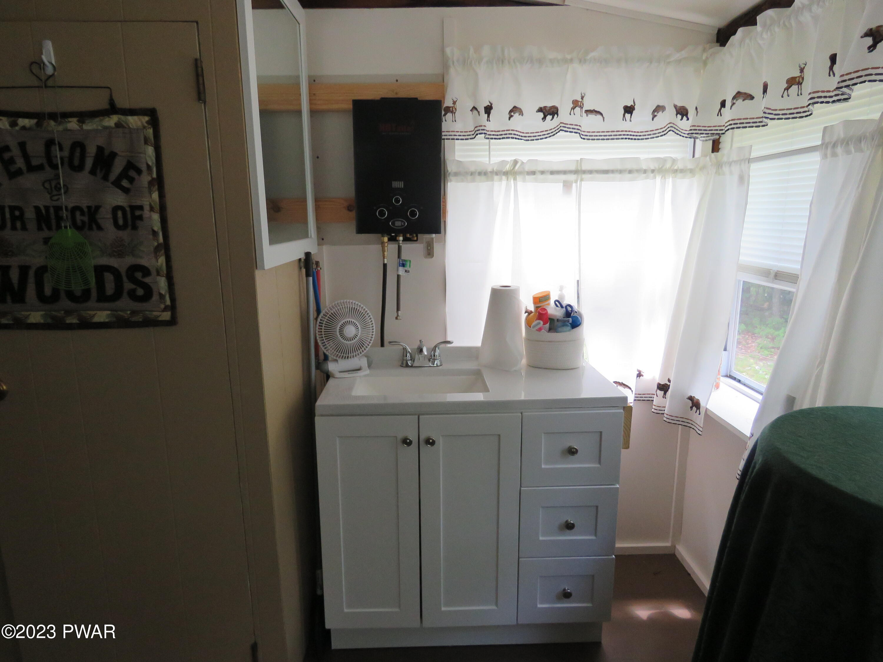 120 Pecks Pond Road Dingmans Ferry, PA 18328 - Photo 11 of 26