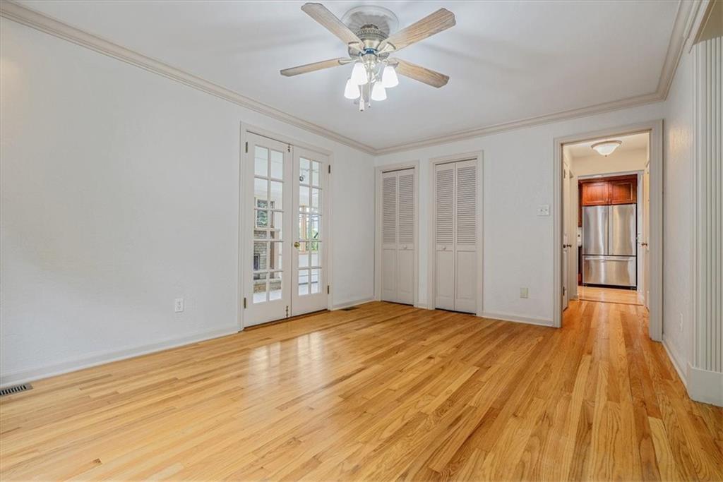 14 Elmhurst Road Green Tree, PA 15220 - Photo 9 of 50 Dining Room