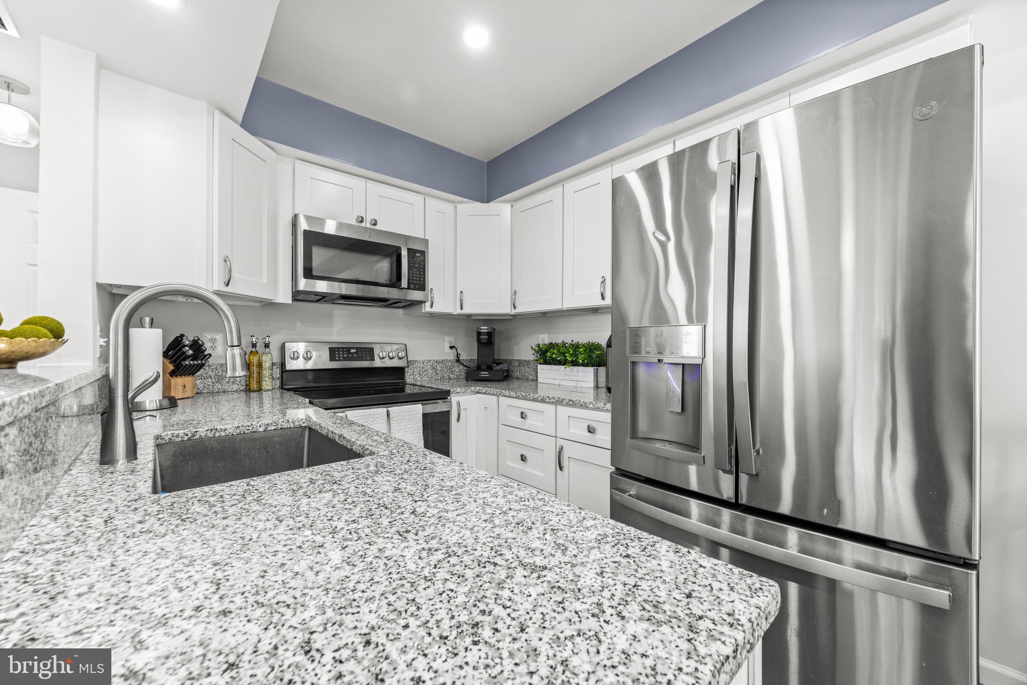 91 Ridgelawn Road, Unit A Reisterstown, MD 21136 - Photo 12 of 31 Kitchen