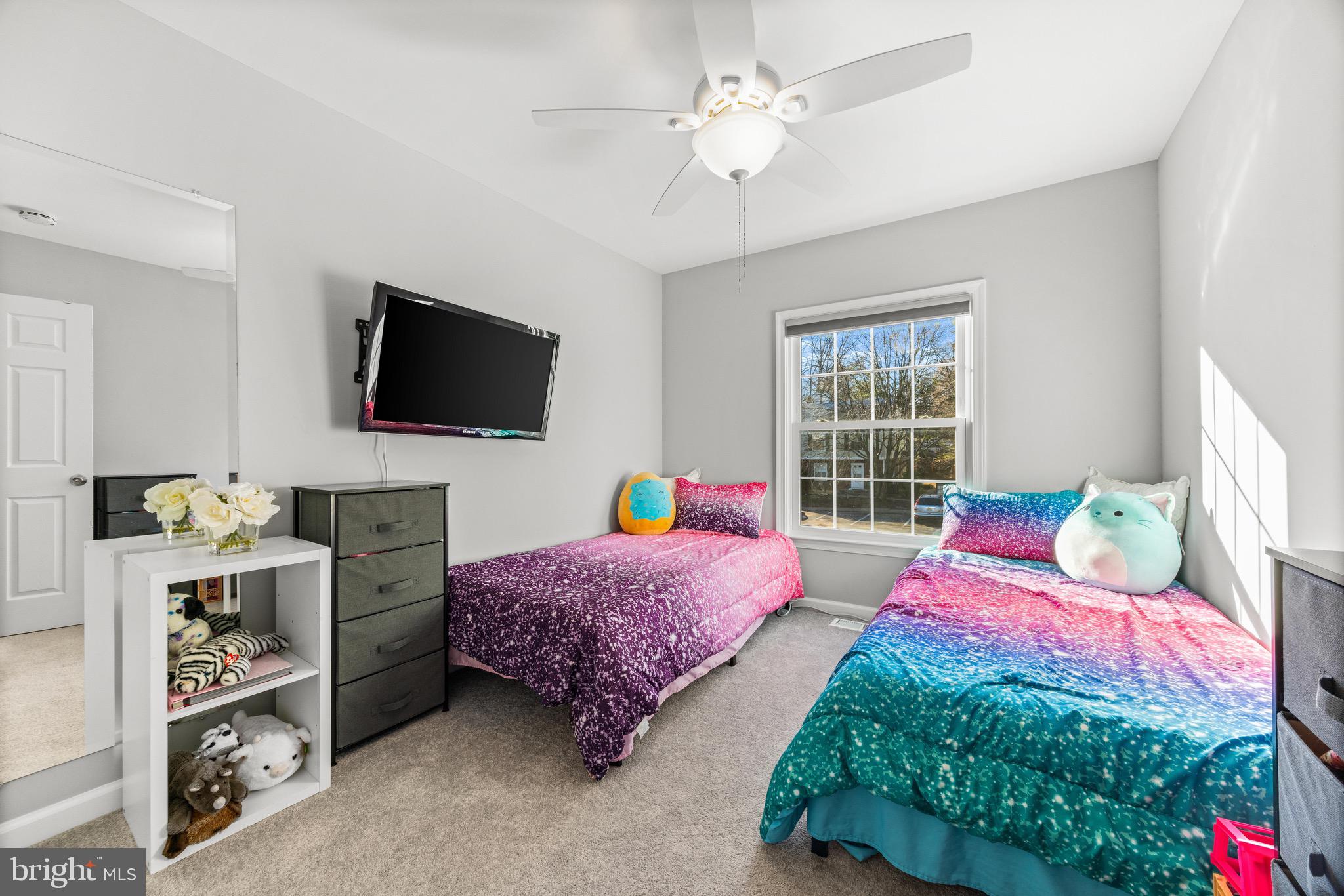 91 Ridgelawn Road, Unit A Reisterstown, MD 21136 - Photo 18 of 31 2nd bedroom