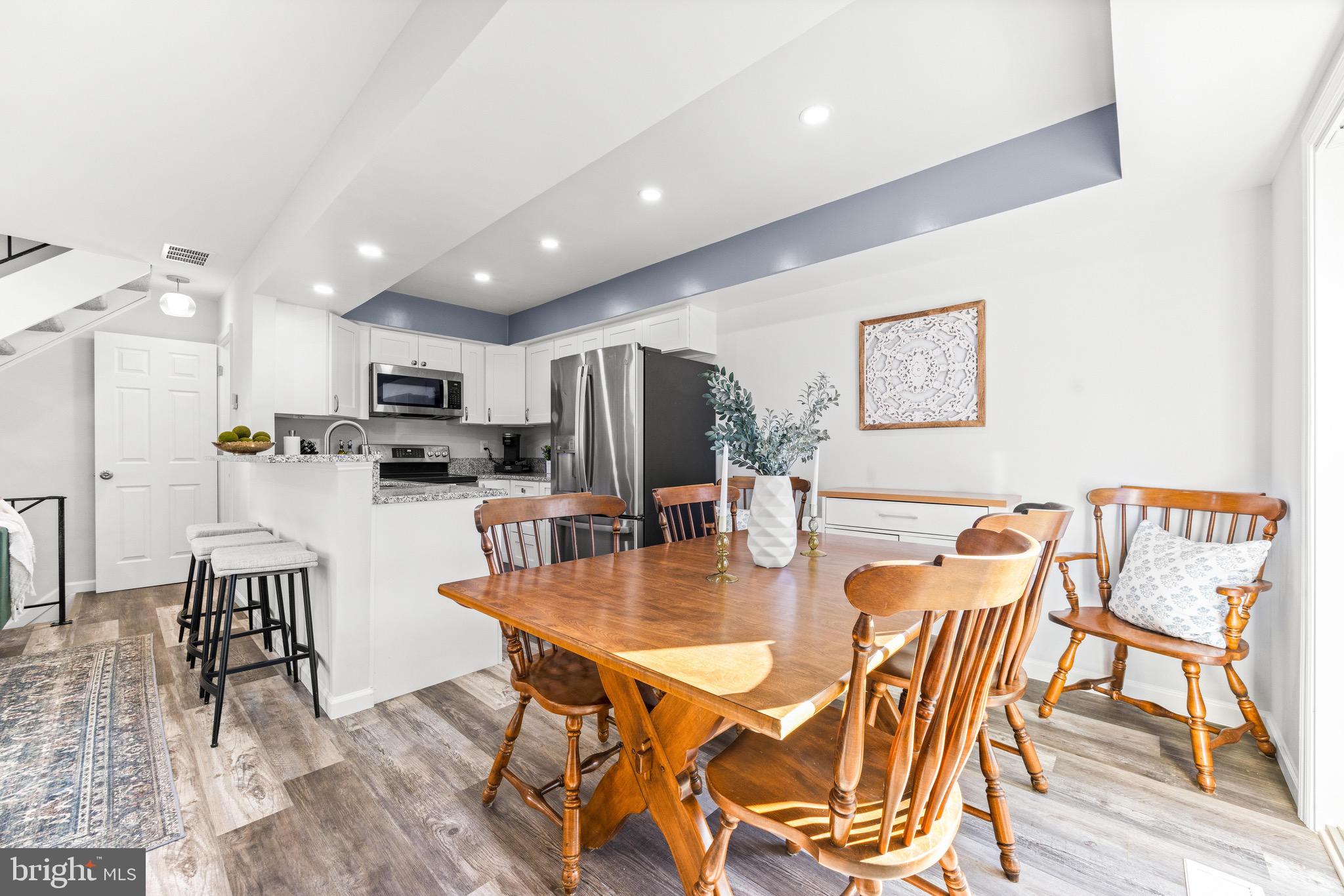 91 Ridgelawn Road, Unit A Reisterstown, MD 21136 - Photo 8 of 31 Dining room & kitchen