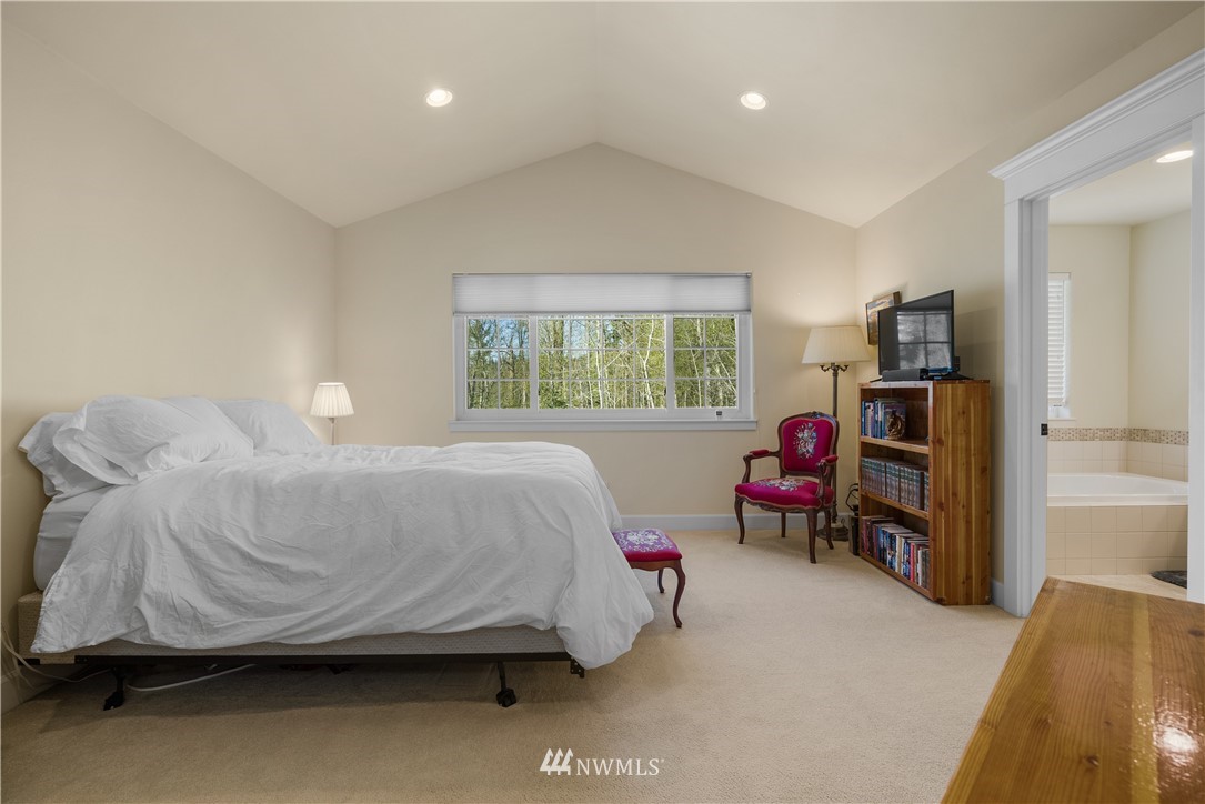 1456 Roma Road Bellingham, WA 98226 - Photo 17 of 34 Gallery Image 17