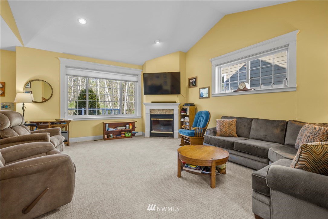1456 Roma Road Bellingham, WA 98226 - Photo 3 of 34 Gallery Image 3
