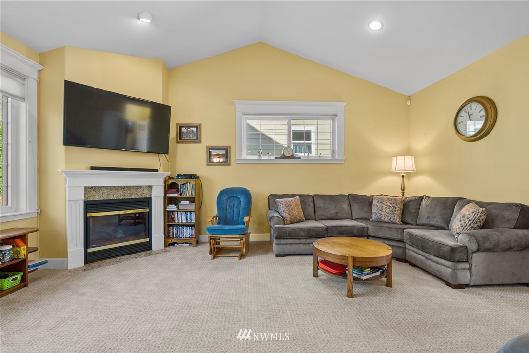 1456 Roma Road Bellingham, WA 98226 - Photo 4 of 34 Gallery Image 4