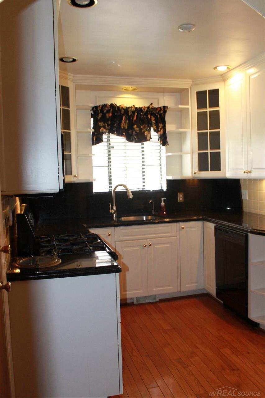 796-798 Trombley Road Grosse Pointe Park, MI 48230 - Photo 21 of 54