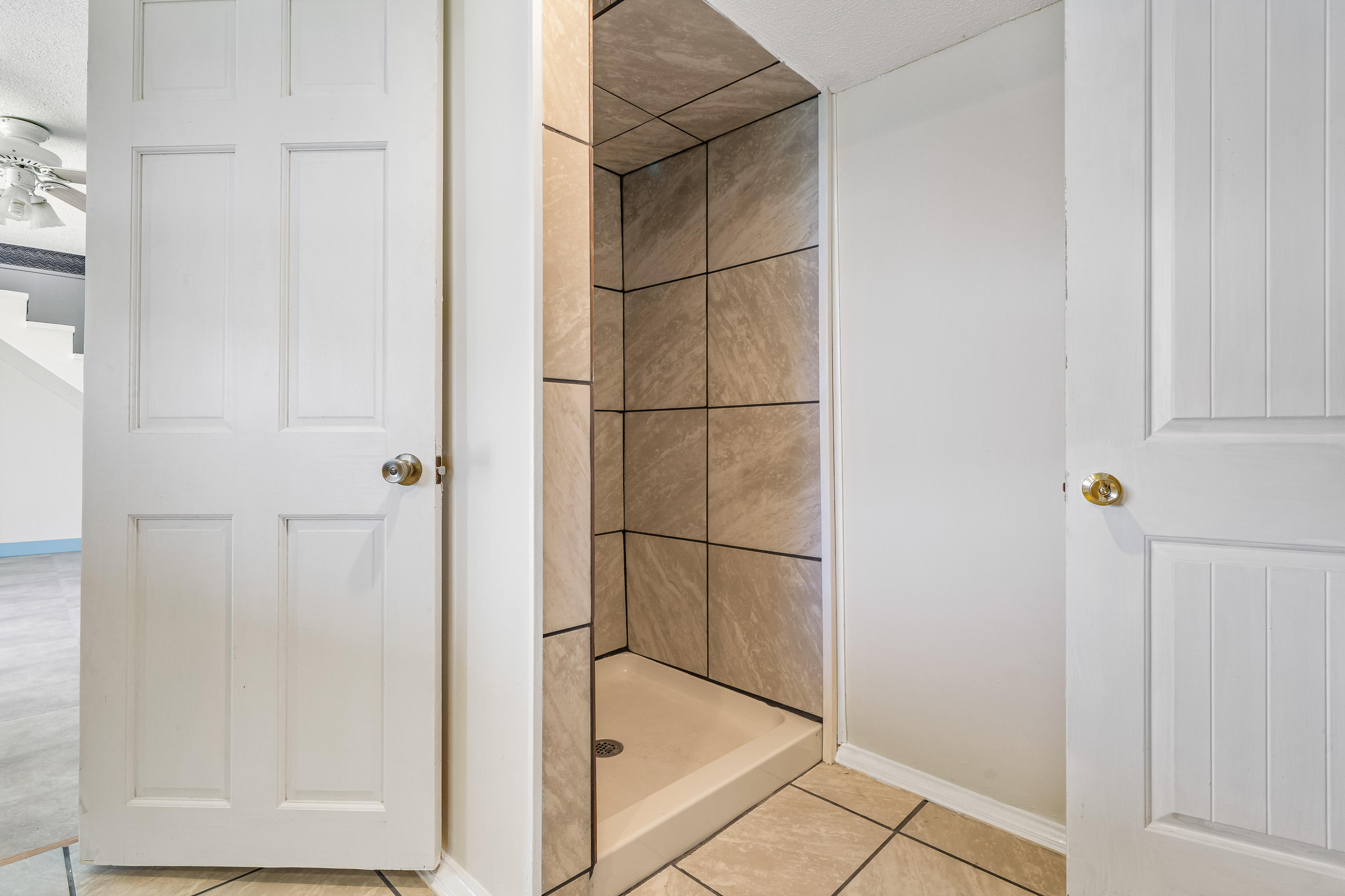 6002 Reedy Creek Road Bristol, VA 24202 - Photo 21 of 26 BATH 2 2ND PIC