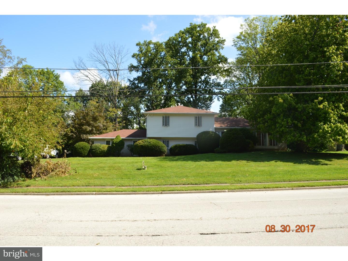 1931 Brandon Road Norristown, PA 19403 - Photo 2 of 25 Exterior