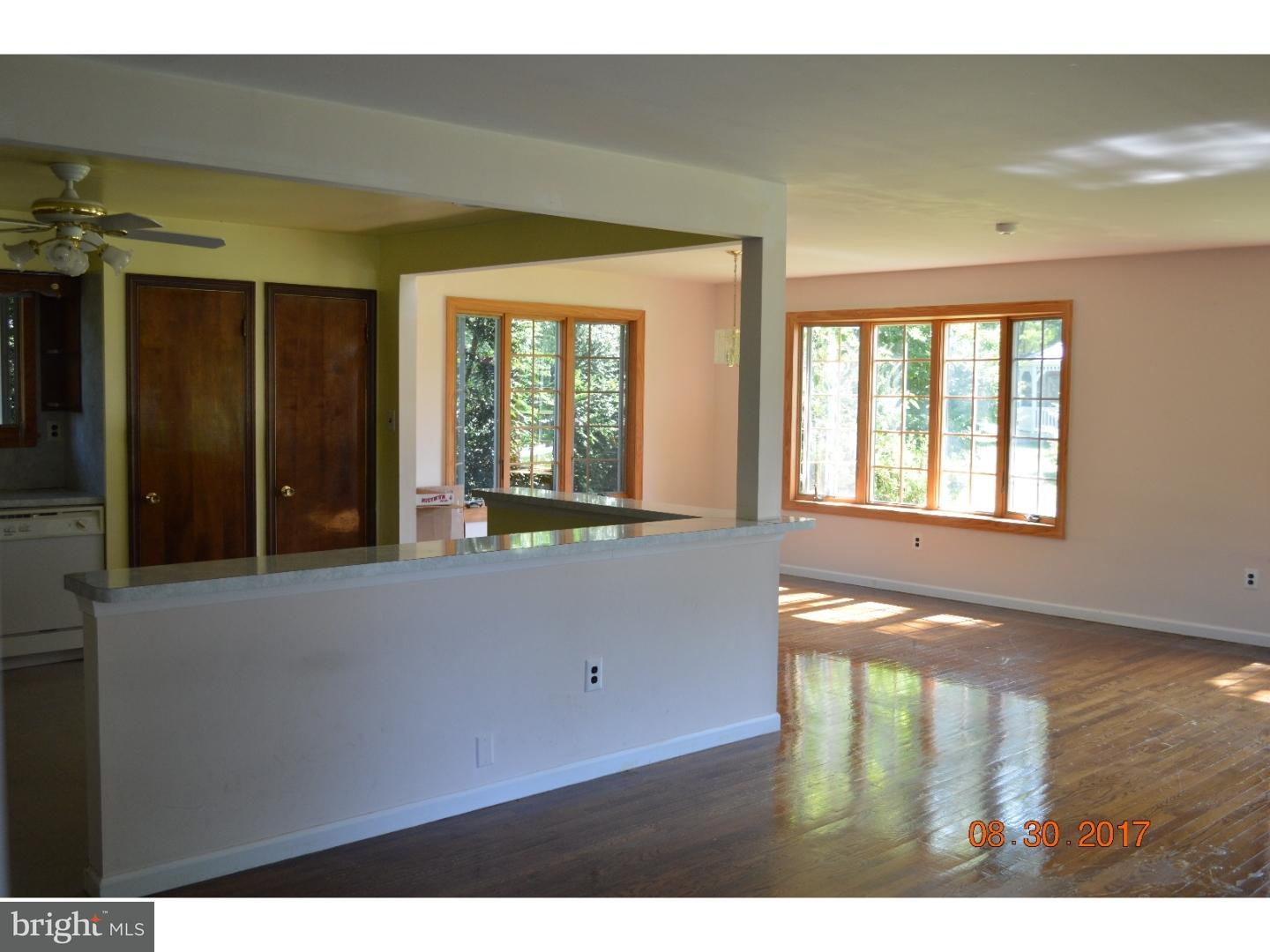 1931 Brandon Road Norristown, PA 19403 - Photo 5 of 25 Living Room