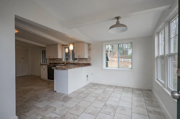 $675,000 | 94 Lakeshore Drive, Northwood, NH 03261